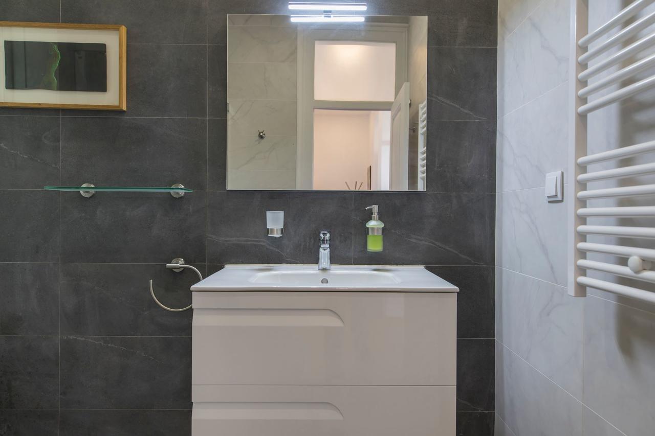 Lovelystay - Comfortable Apartment With River Views Lisbon Exterior photo